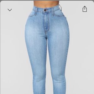 Fashion Nova Jeans Size 0 Brand New